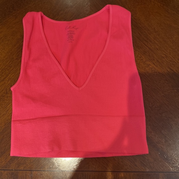 Bundle of tank tops - Picture 5 of 11